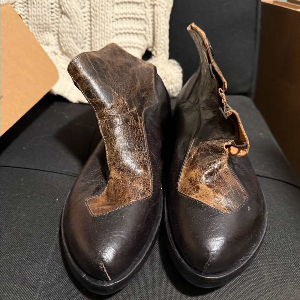 New in box Cydwoq Measure boots size 40
US 10